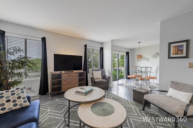 Foto del edificio - 1524 Meadowsedge Ln