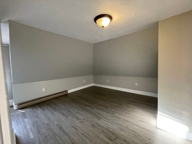 Building Photo - 7 Fayette Pl