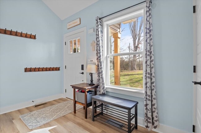 Foto del edificio - 400 Kaiser Rd