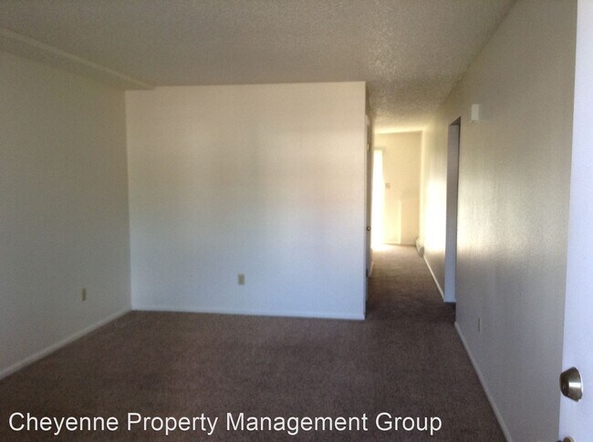 Building Photo - 1504 Taft Ave