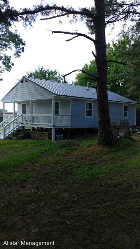 Primary Photo - 312 Gin St