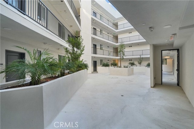 Foto del edificio - 8750 Sepulveda Blvd