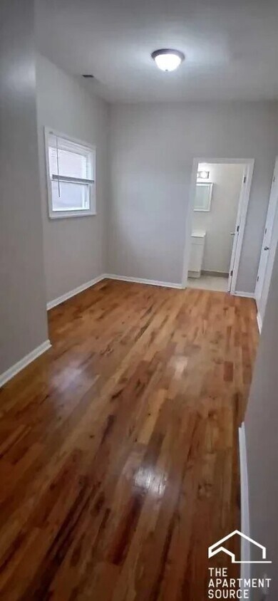 Photo - 3614 W McLean Ave (Chicago, IL)