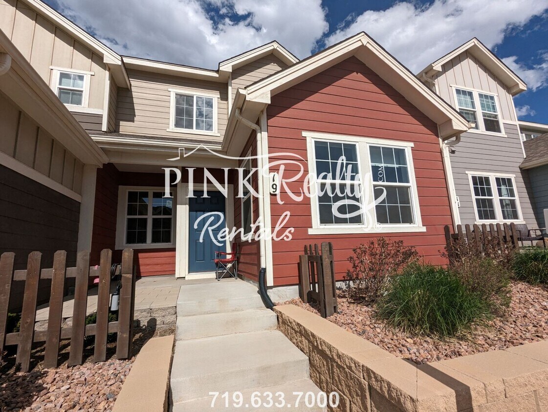 Primary Photo - Newer Gold Hill Mesa Townhome