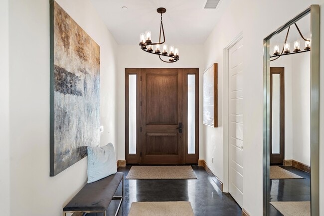 Foto del edificio - 5572 Rainier St