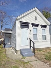 Building Photo - 462 N 29th St
