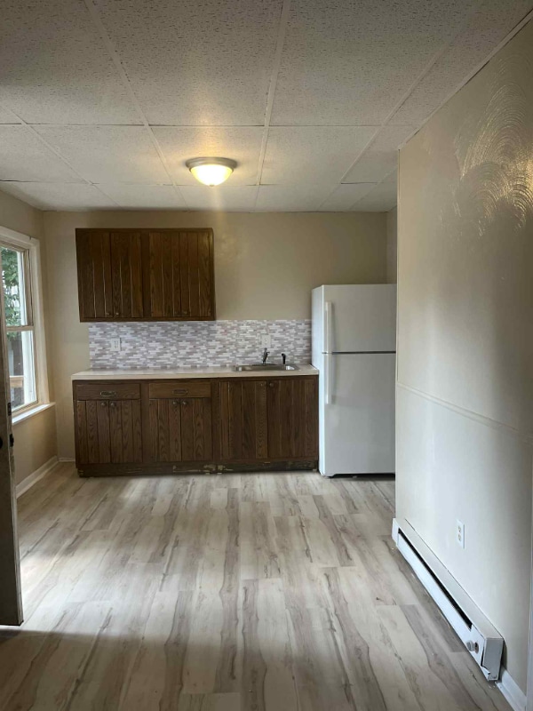 Building Photo - 110 S 8th St