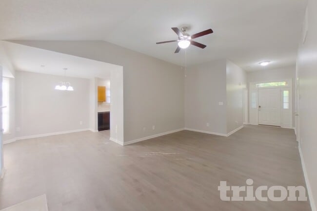 Building Photo - 10334 Creswell Ct