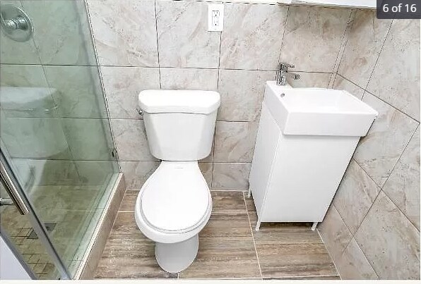 Basement Standing Shower/Bathroom - 116-33 135th Street