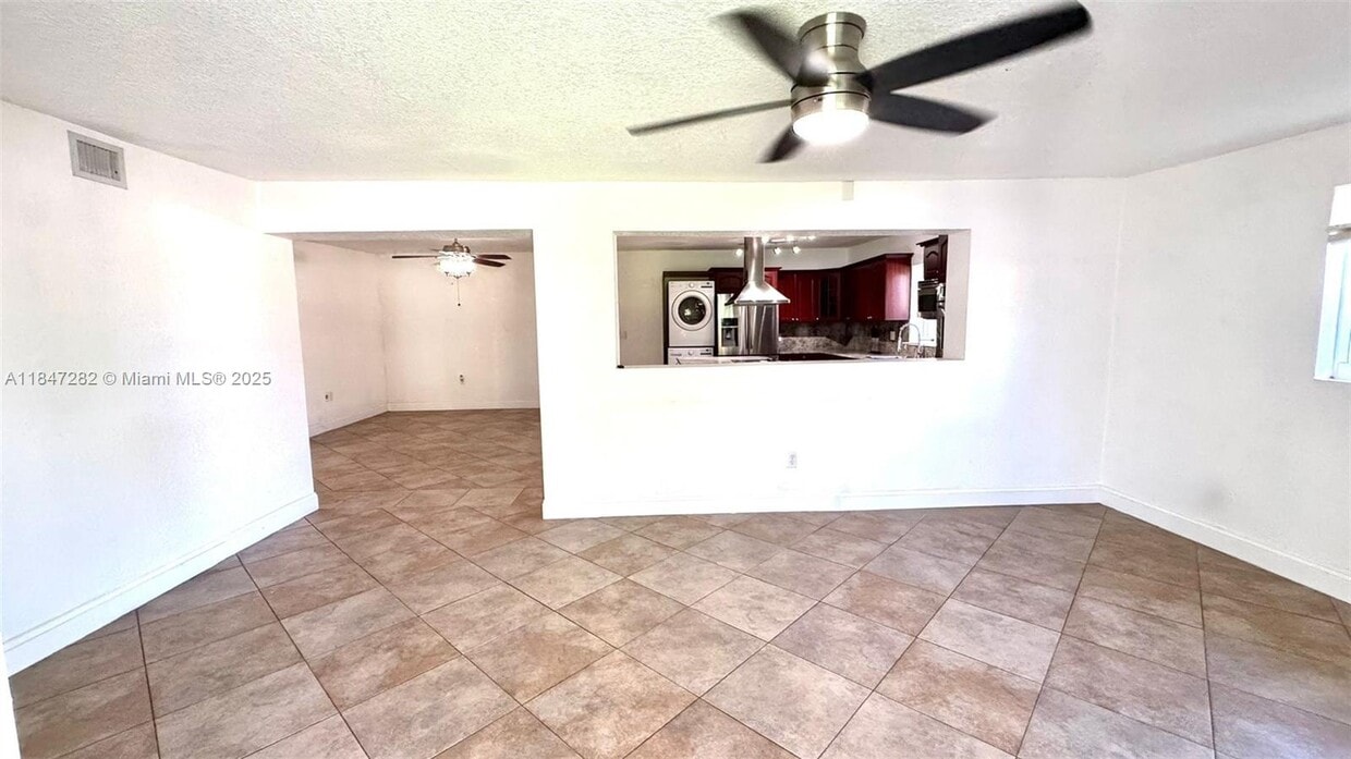 Primary Photo - 9130 SW 27th St