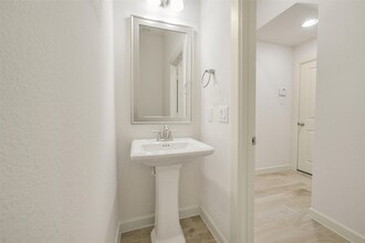 Building Photo - 139 Trillium Pk Lp