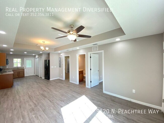 Building Photo - Great Duplex - Desirable Location in Citru...