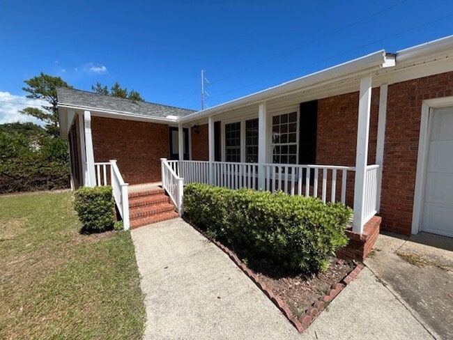 Photo - Perfect "Work from Home" Location!