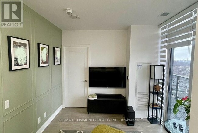 Building Photo - 70 Annie Craig Dr