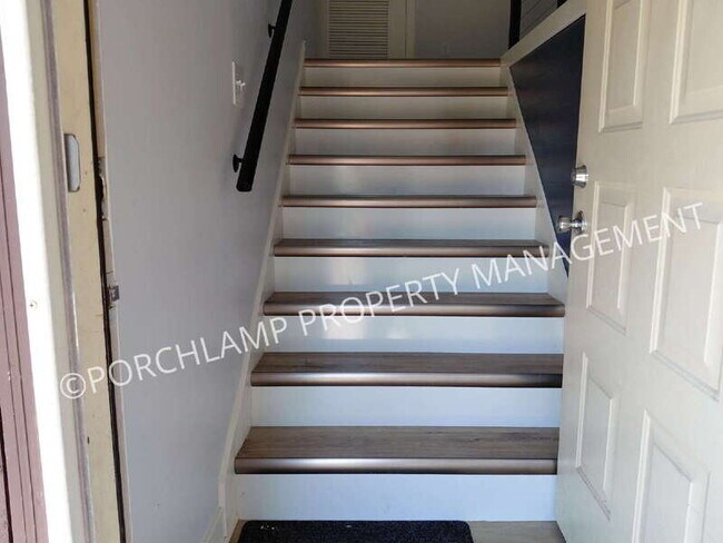 Foto del edificio - 6779 Pleasantview St NE