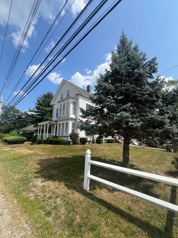 Building Photo - 1003 Crescent St