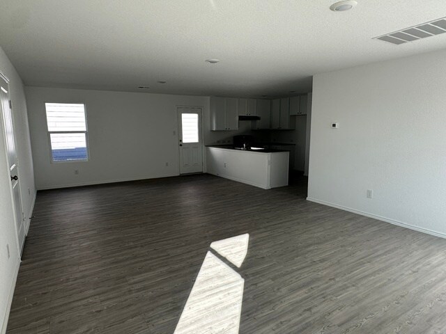 Foto del edificio - 5863 Coahulia Rdg