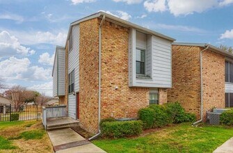 Building Photo - 15151 Berry Trail