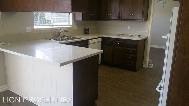 Building Photo - 3 br, 3 bath House - 17312 WILD ROSE LN