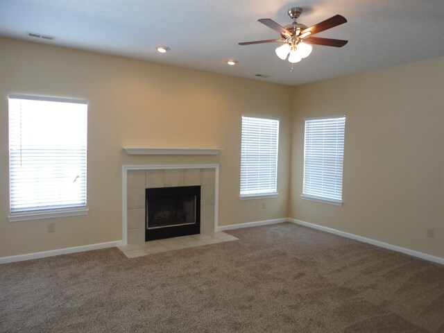 Building Photo - 796 Flying Sun Drive