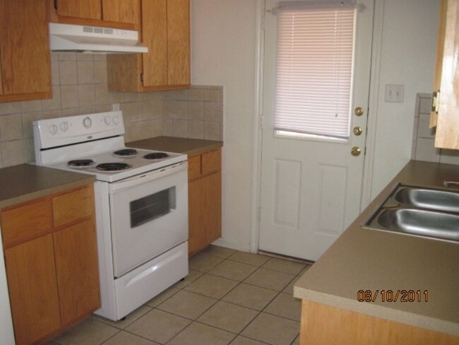 Building Photo - 305-B Cedar Ridge, Nolanville TX, 76559