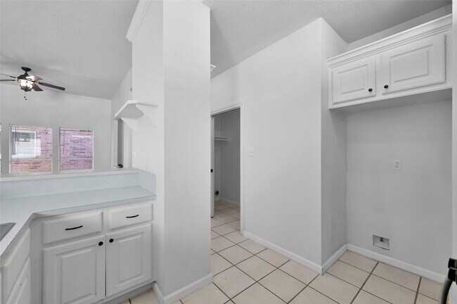 Building Photo - 14636 Ophiuchus Ct