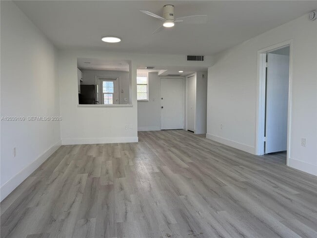 Foto del edificio - 2980 Point E Dr