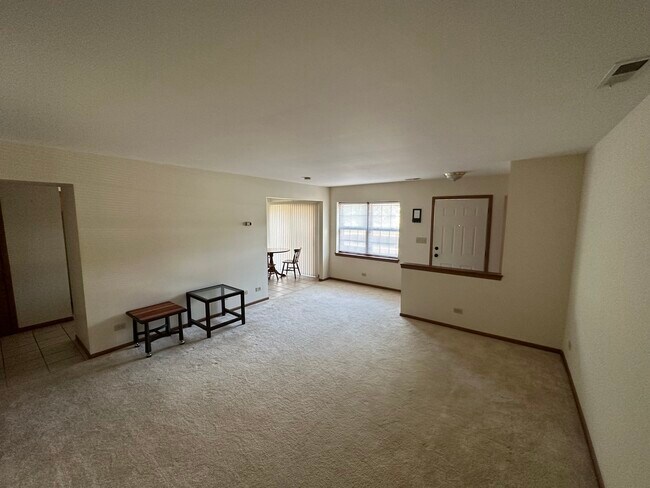 Foto del edificio - 1167 Greenwood Cir