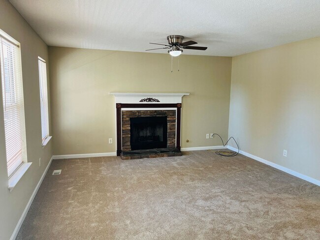 Foto del edificio - ***MOVE IN SPECIAL - $500 OF 1ST MONTHS RENT WITH A MOVE IN DATE BEFORE 01/15/2026*** Charming 3 ...