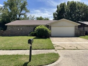 Building Photo - 1714 Briar Meadow Dr