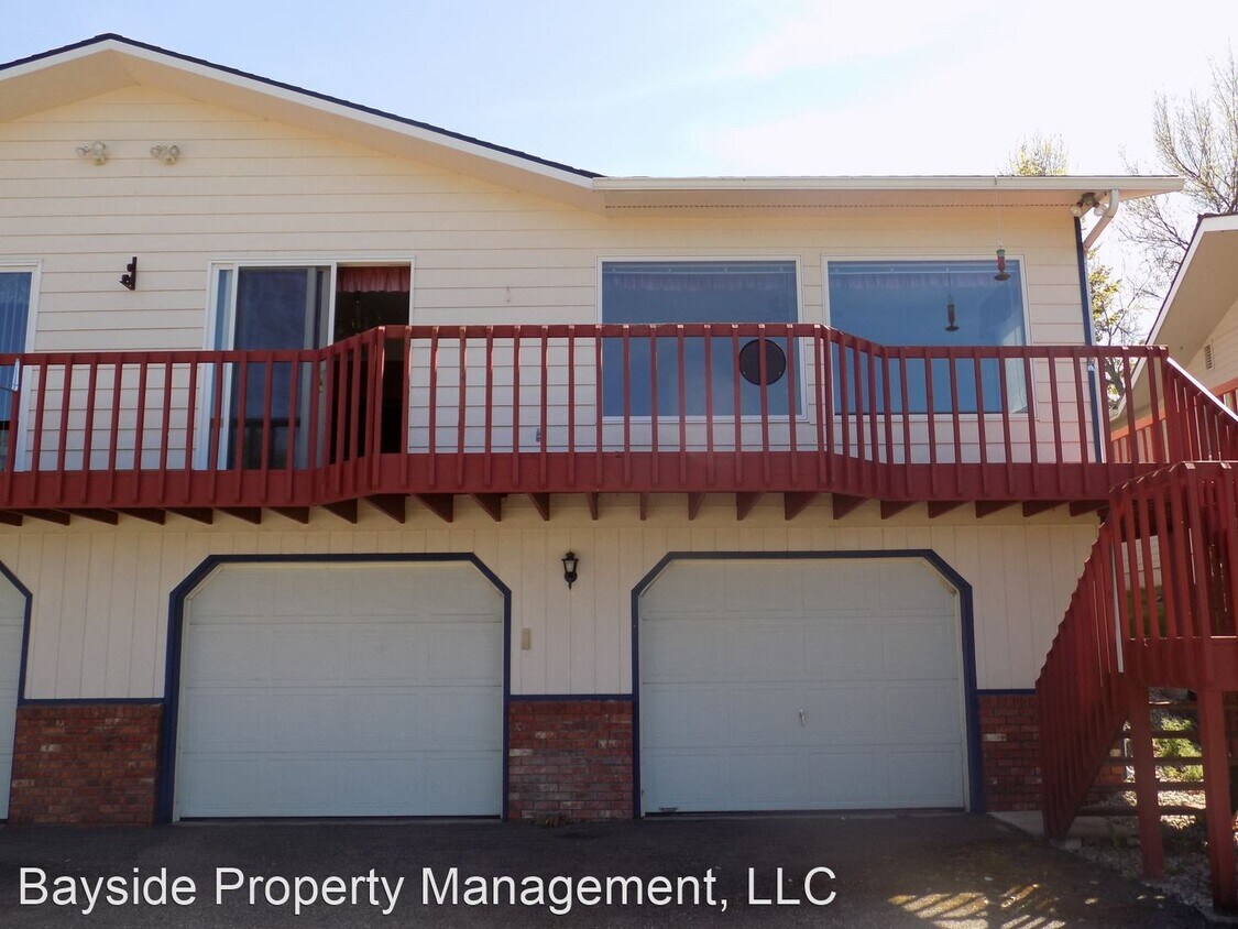 Primary Photo - 3 br, 2 bath House - 1309 Hillcrest #2