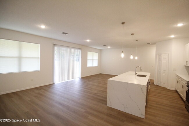 Foto del edificio - 1658 Hamilton Ave SW