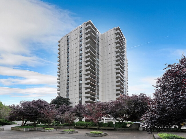 Building Photo - 2309 SW 1st Ave