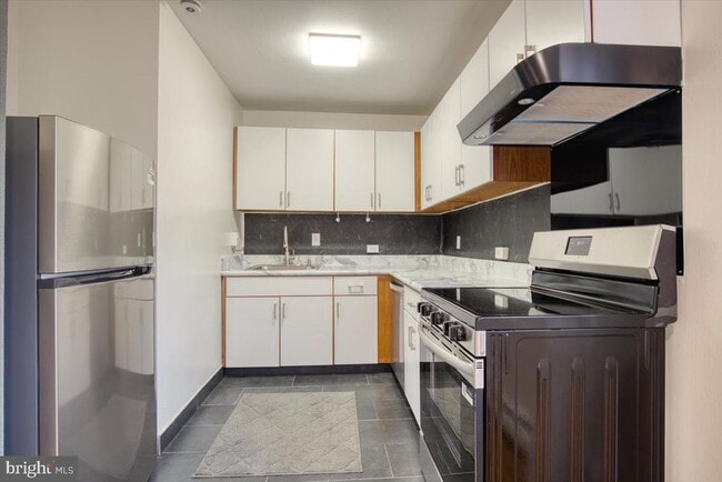 Foto del edificio - 1016 W Baltimore Pike