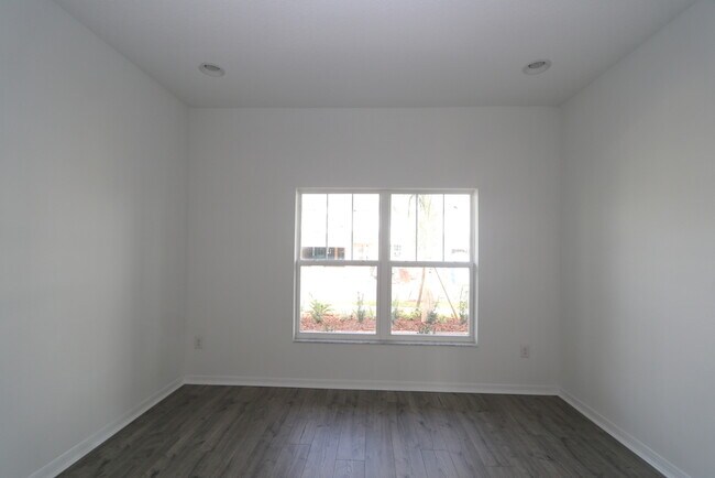 Foto del edificio - 13345 Sage Holw Ave