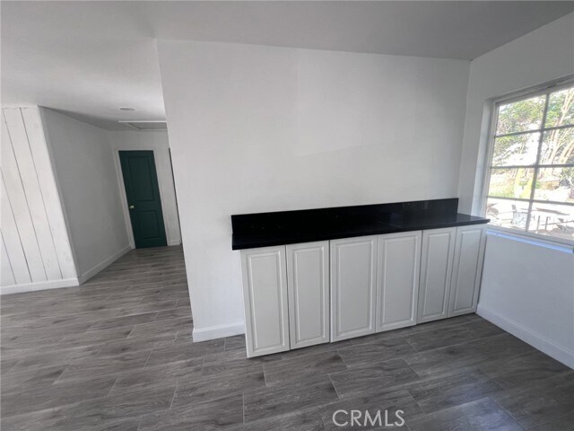 Foto del edificio - 10111 Cook Ave