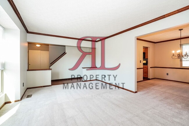 Building Photo - 266 Gurgun Ln