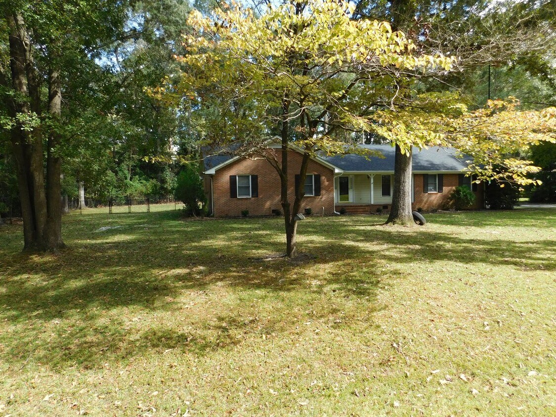 Foto principal - 278 Gatewood Dr