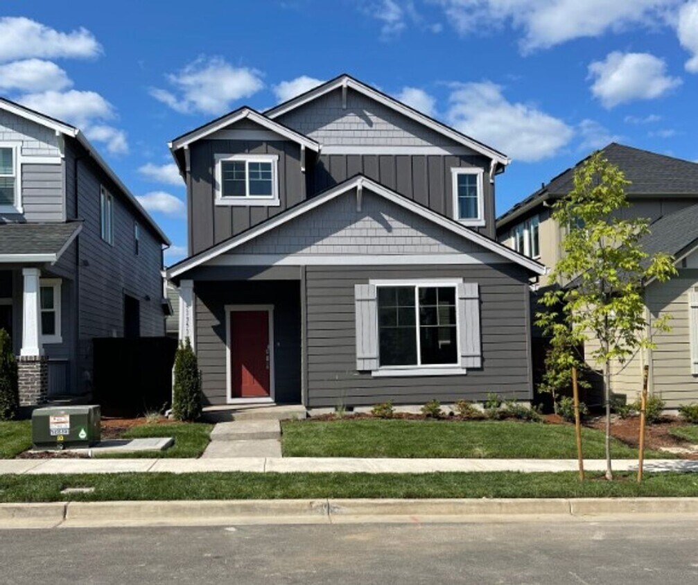 Foto principal - Brand New Brynhill Neighborhood, 1879 sq f...