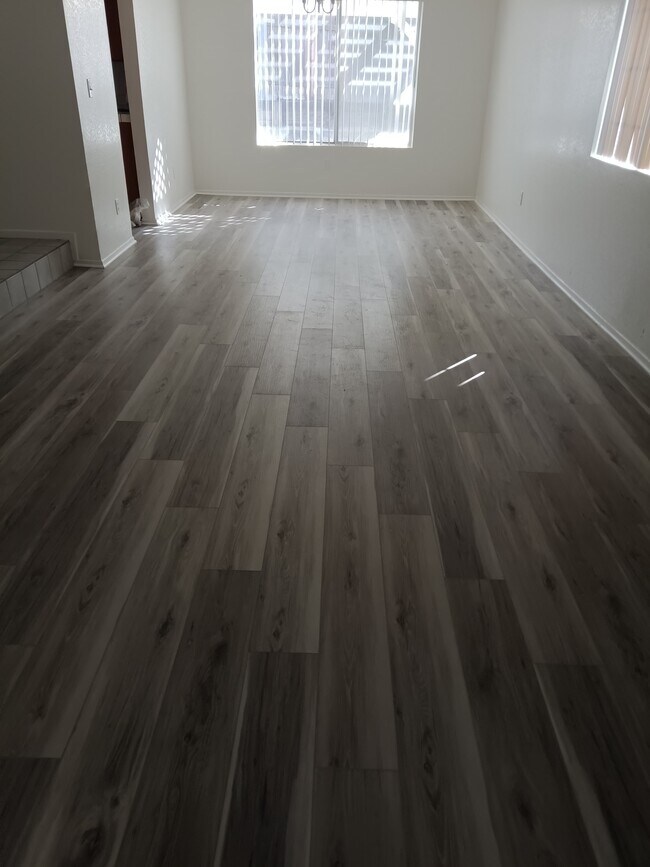 Building Photo - 1558 Arnica Ln