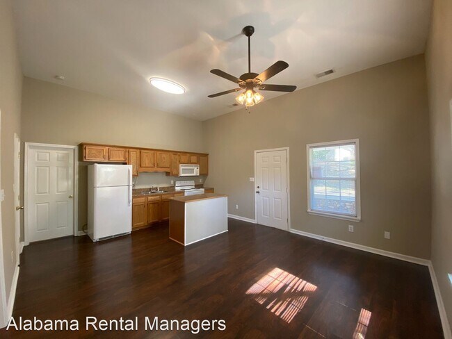 Building Photo - 2 br, 1 bath House - 1868 Lane Drive