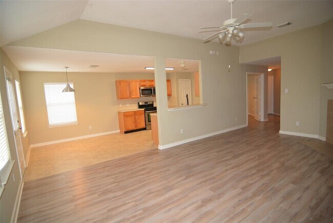 Foto del edificio - 25138 Clover Ranch Dr