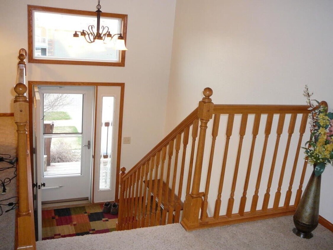 Foto principal - Beautiful 4 Bed Twin Home