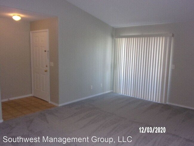 Building Photo - 5261 S Lindell Rd