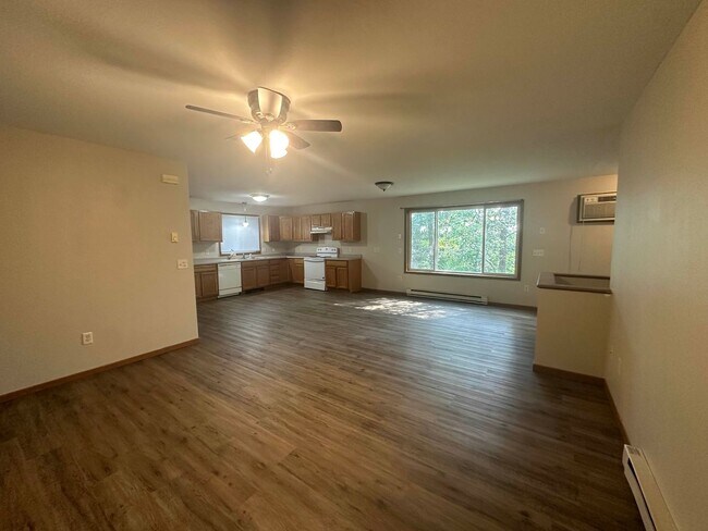 Foto del edificio - 3304-3306 Fenwick Avenue