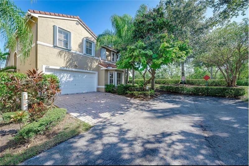 Foto principal - 1125 Butternut Ln