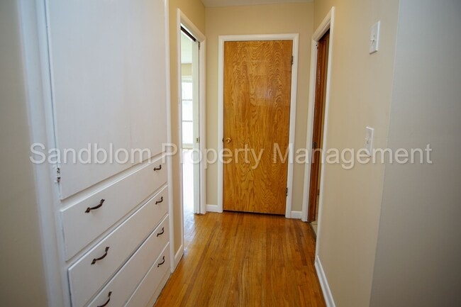 Building Photo - 5344 E 27th St