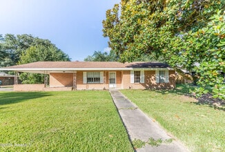 Building Photo - 105 Donald Dr