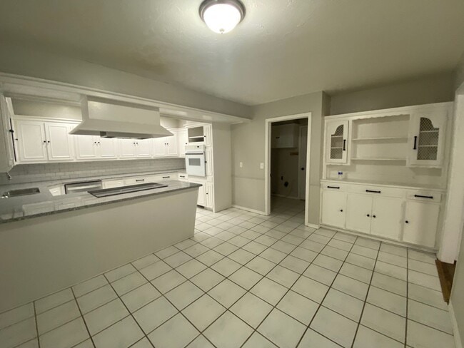 Foto del edificio - 3 bedroom 2.5 bath!