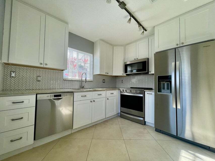 Foto principal - 1146 SW 44th Way